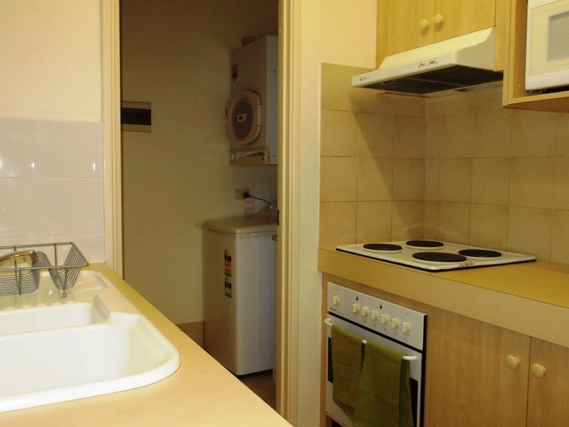 25/11 Regal Place, East Perth WA 6004