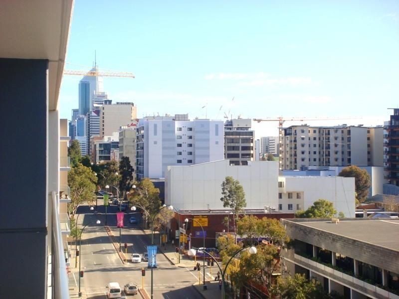 85/131 Adelaide Terrace, East Perth WA 6004