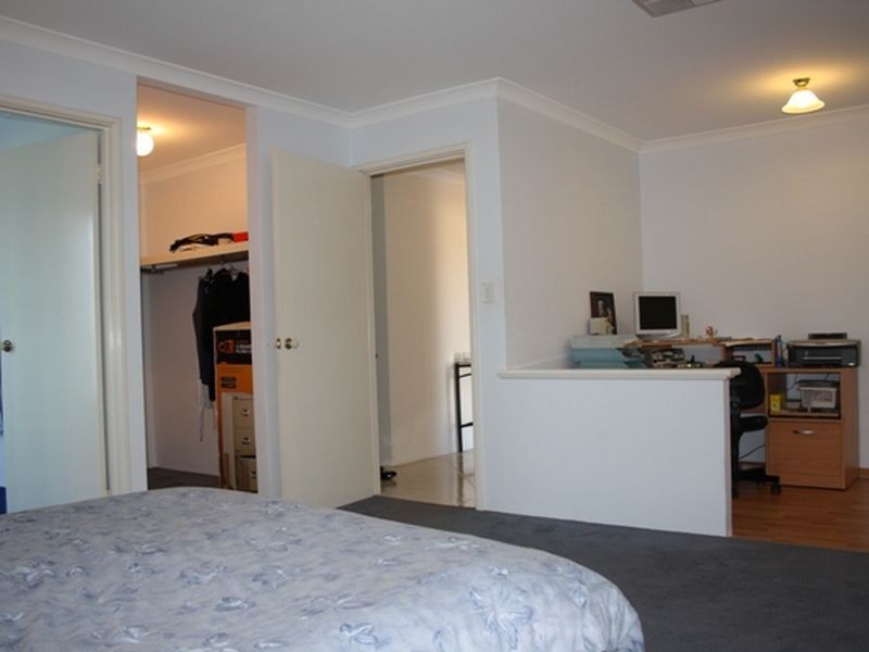 17 Oldham Pass, High Wycombe WA 6057