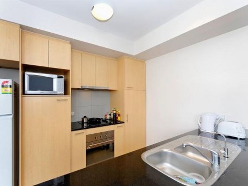 18/128 Adelaide Terrace, East Perth WA 6004