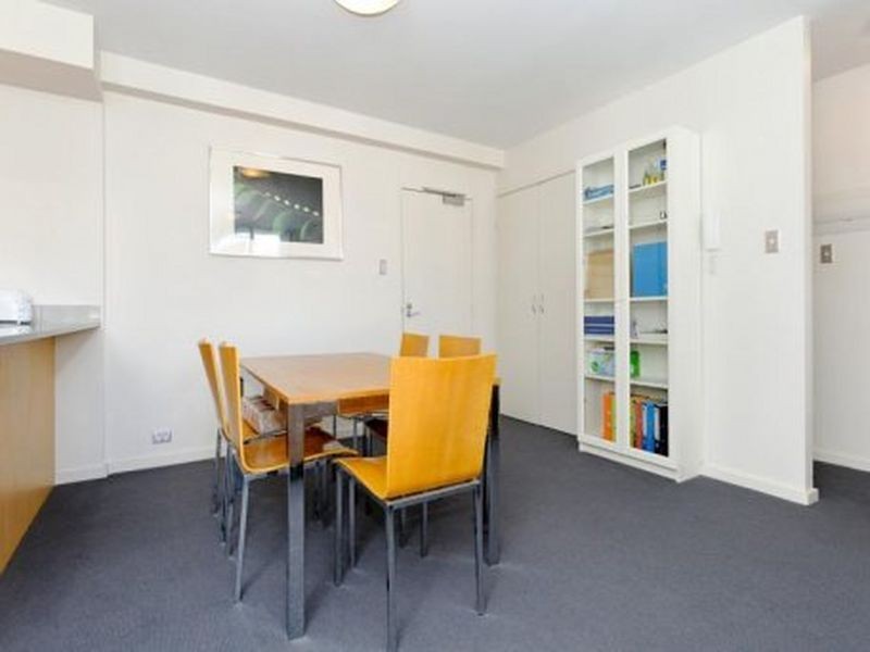 18/128 Adelaide Terrace, East Perth WA 6004