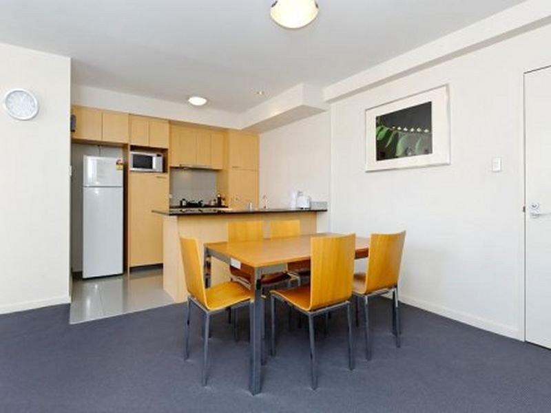 18/128 Adelaide Terrace, East Perth WA 6004