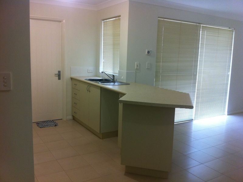 80B Fieldgate Square, Balga WA 6061
