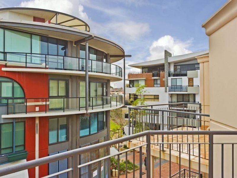 E3/88 Royal Street, East Perth WA 6004