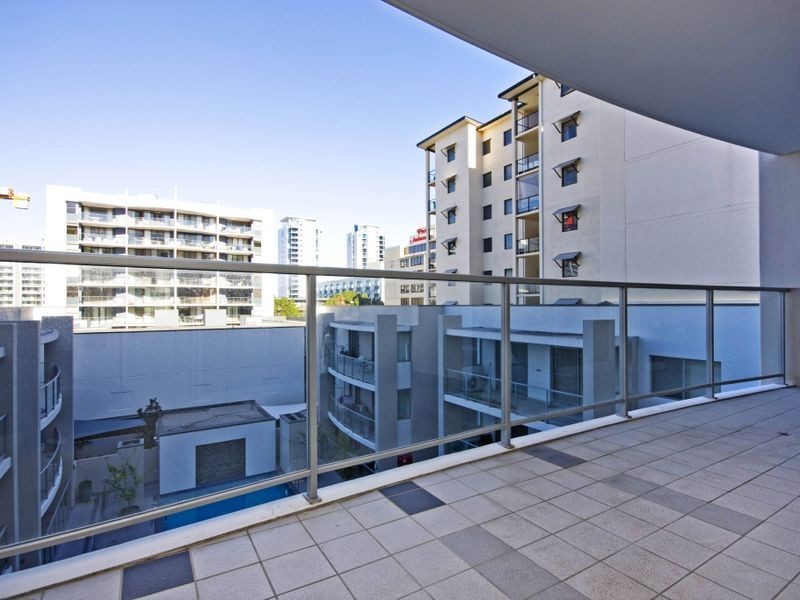 32/269 Hay Street, East Perth WA 6004
