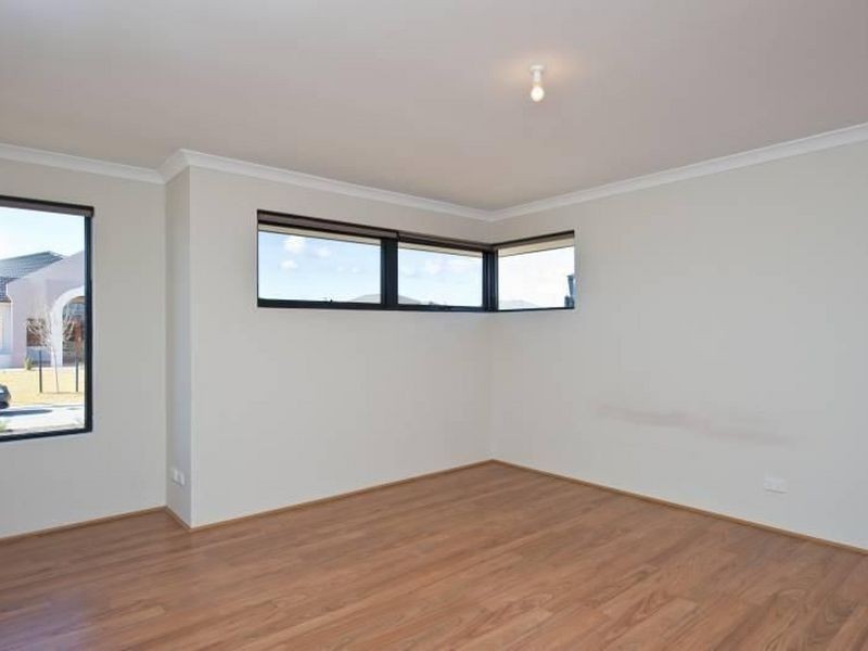 9 Manila Way, Aveley WA 6069