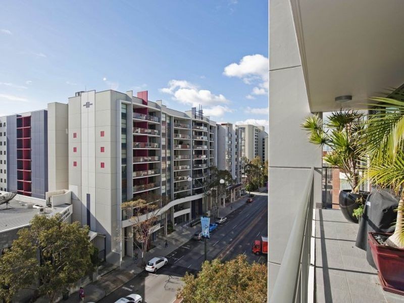 59/131 Adelaide Terrace, East Perth WA 6004