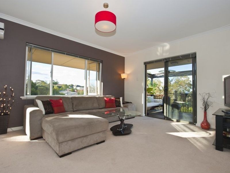 12/42 Kinsella Street, Joondanna WA 6060