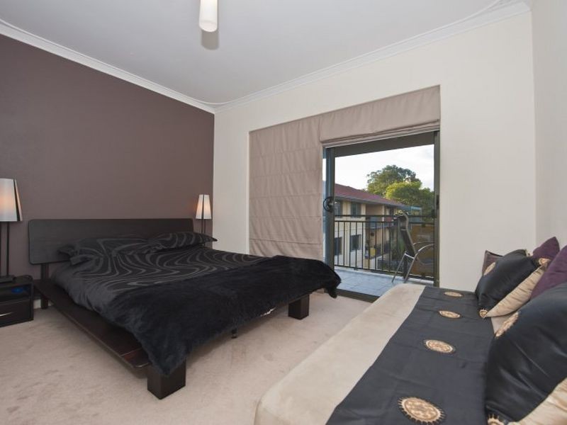 12/42 Kinsella Street, Joondanna WA 6060