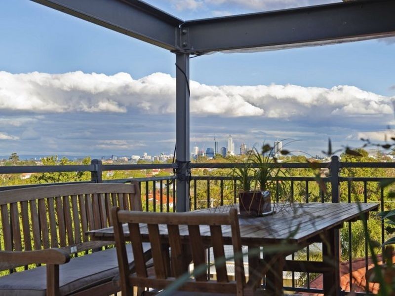 12/42 Kinsella Street, Joondanna WA 6060