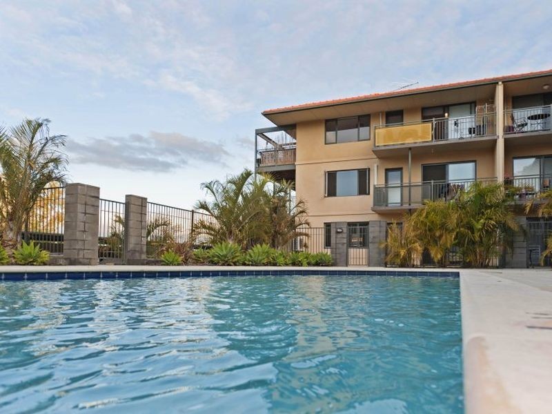 12/42 Kinsella Street, Joondanna WA 6060