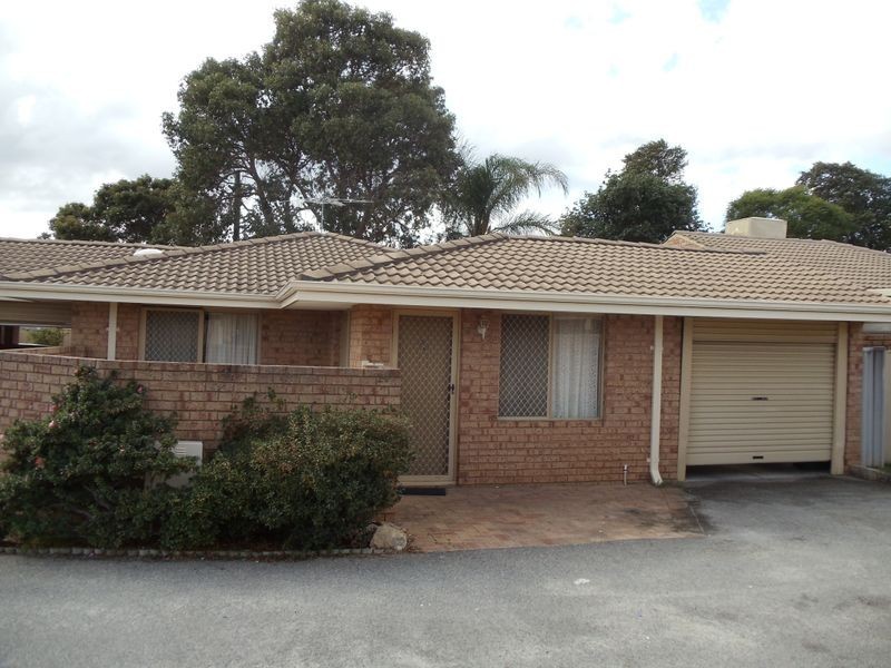 24/208 Burslem Drive, Maddington WA 6109