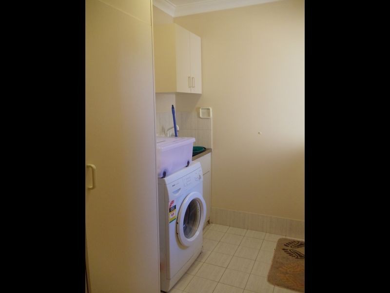 24/208 Burslem Drive, Maddington WA 6109