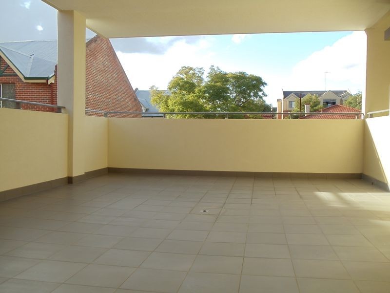 19/18 Wellington Street, East Perth WA 6004