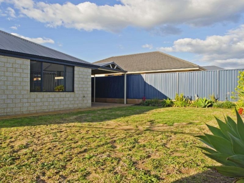 7 Bunya Green, Darling Downs WA 6122