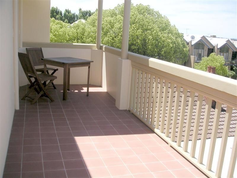 36/22 Nile Street, East Perth WA 6004