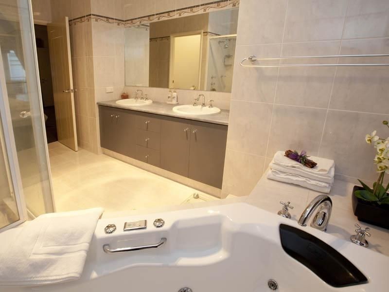 38 Tully Road, East Perth WA 6004