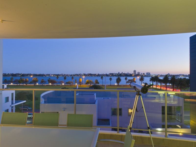 78/132 Terrace Road, Perth WA 6000