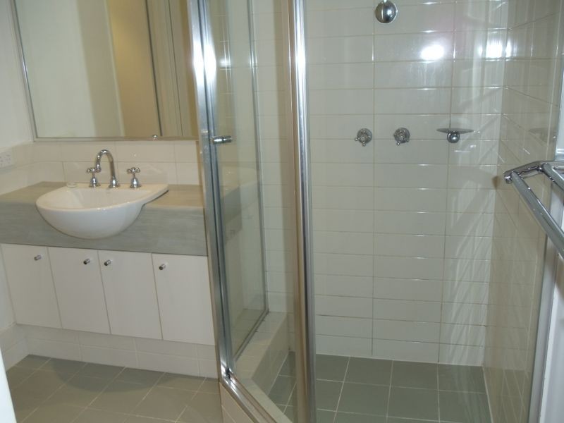 92/215 Stirling Street, Perth WA 6000