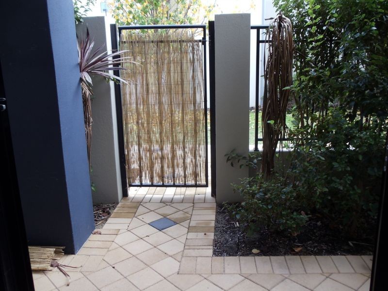 92/215 Stirling Street, Perth WA 6000