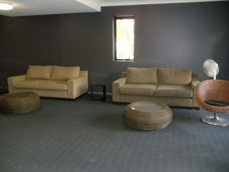 92/215 Stirling Street, Perth WA 6000