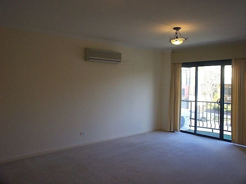 35/11 Regal Place, East Perth WA 6004