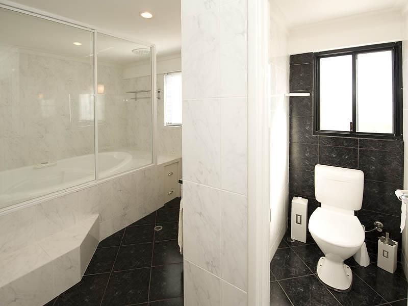 27 Tully Road, East Perth WA 6004