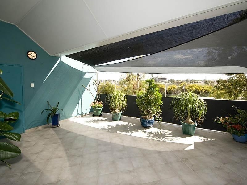 27 Tully Road, East Perth WA 6004