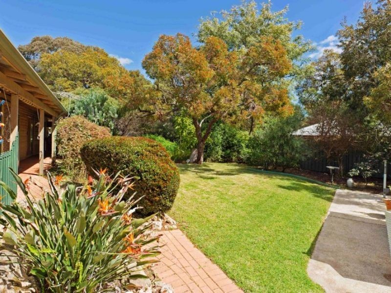8 Wendowie Place, Mardella WA 6125