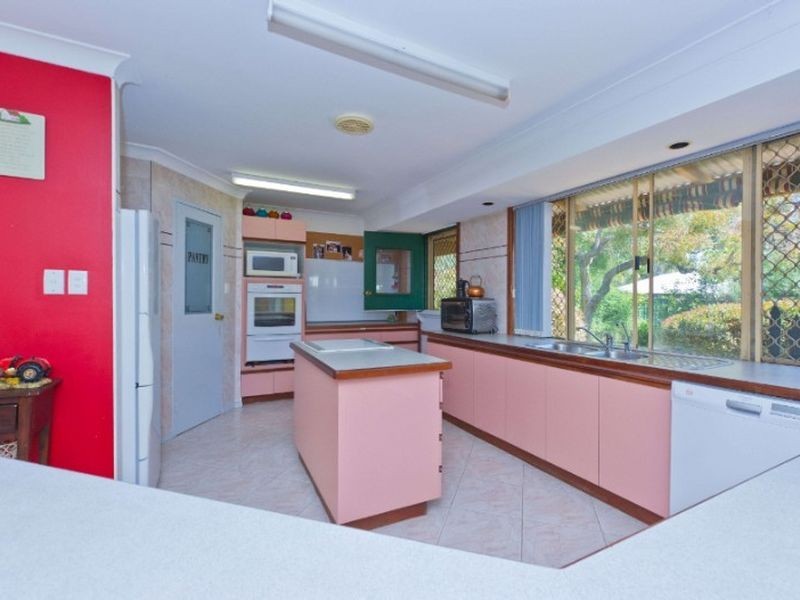 8 Wendowie Place, Mardella WA 6125