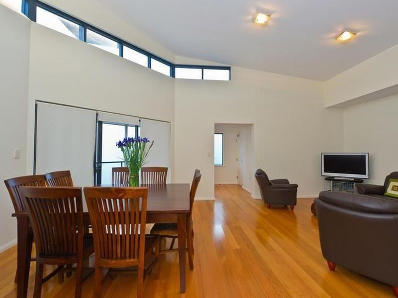 4/7 Henry Street, East Perth WA 6004