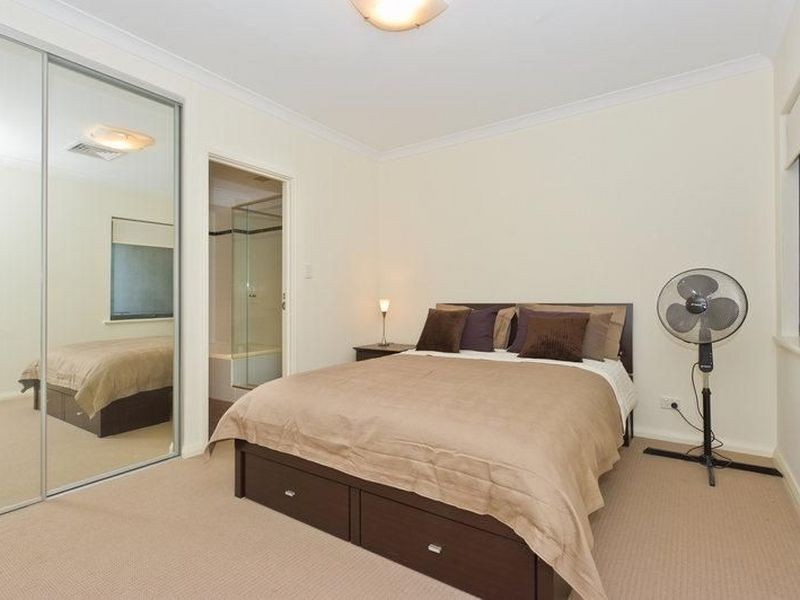 4/7 Henry Street, East Perth WA 6004