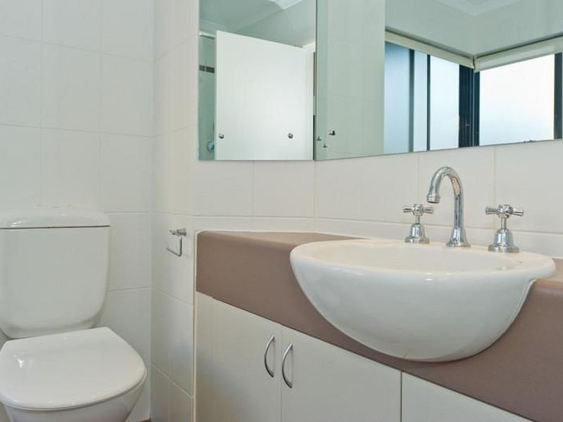 4/7 Henry Street, East Perth WA 6004