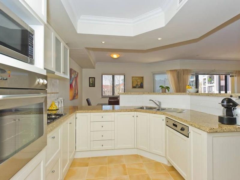 7/35 Haig Park Circle, East Perth WA 6004