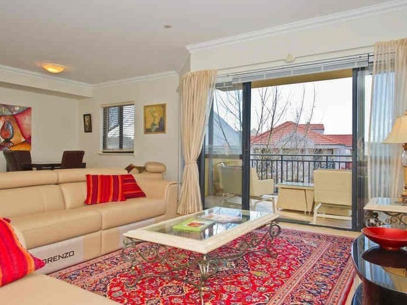 7/35 Haig Park Circle, East Perth WA 6004