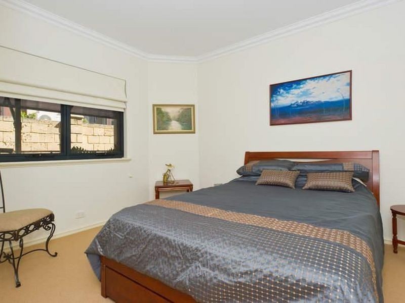 7/35 Haig Park Circle, East Perth WA 6004