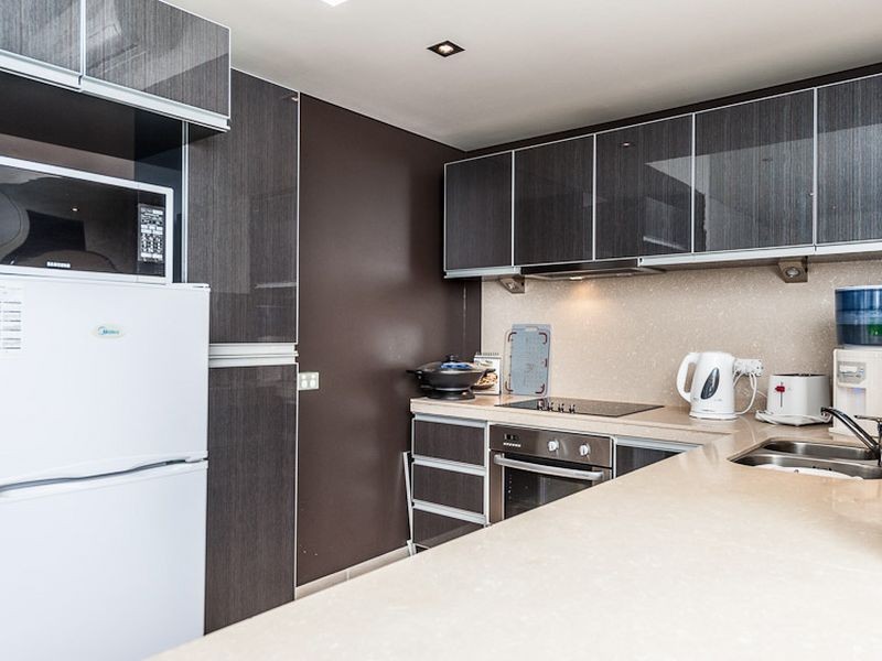 11/8 Victoria Avenue, Perth WA 6000