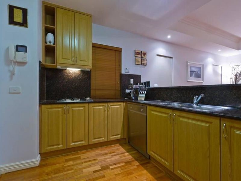 30 Tully Road, East Perth WA 6004