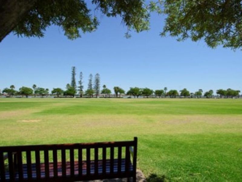 13/151 Adelaide Terrace, East Perth WA 6004