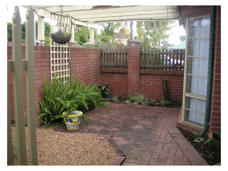 16 Hall Avenue, Maylands WA 6051