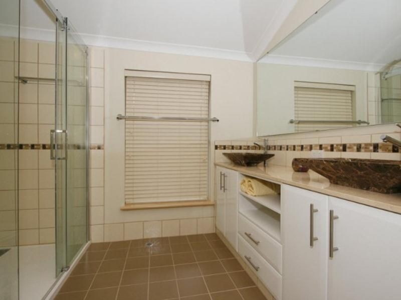 52 Peninsula Road, Maylands WA 6051