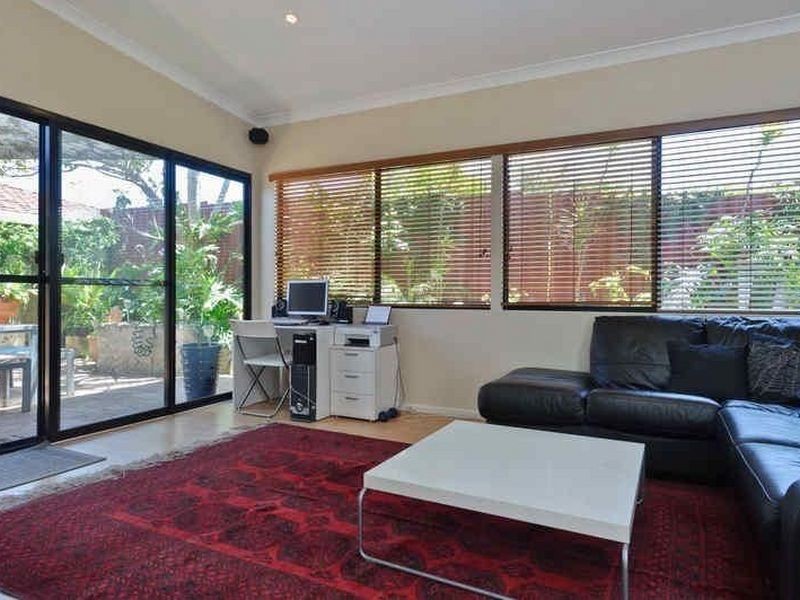 5 Mount Prospect Crescent, Maylands WA 6051