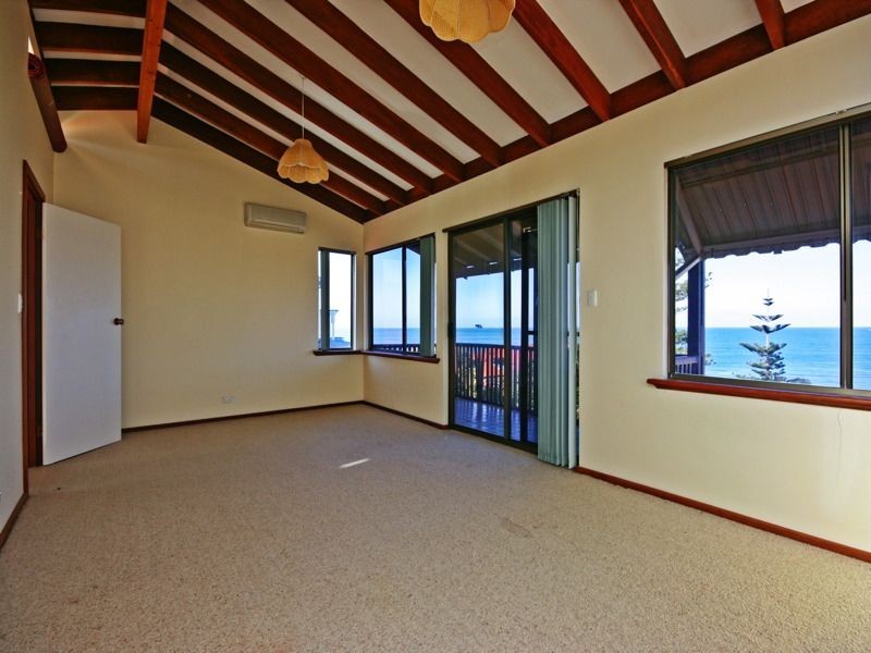 7 Leach Street, Marmion WA 6020