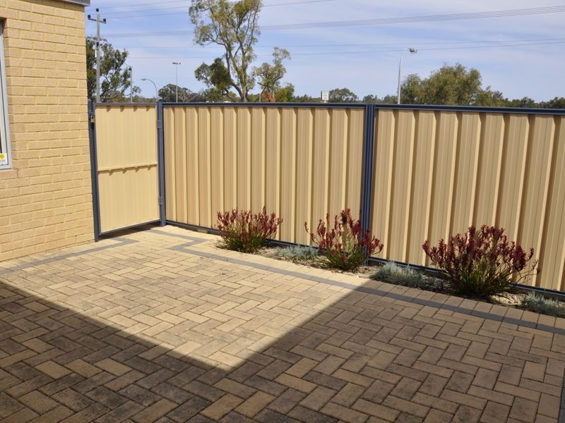 15 Bard Place, Balga WA 6061