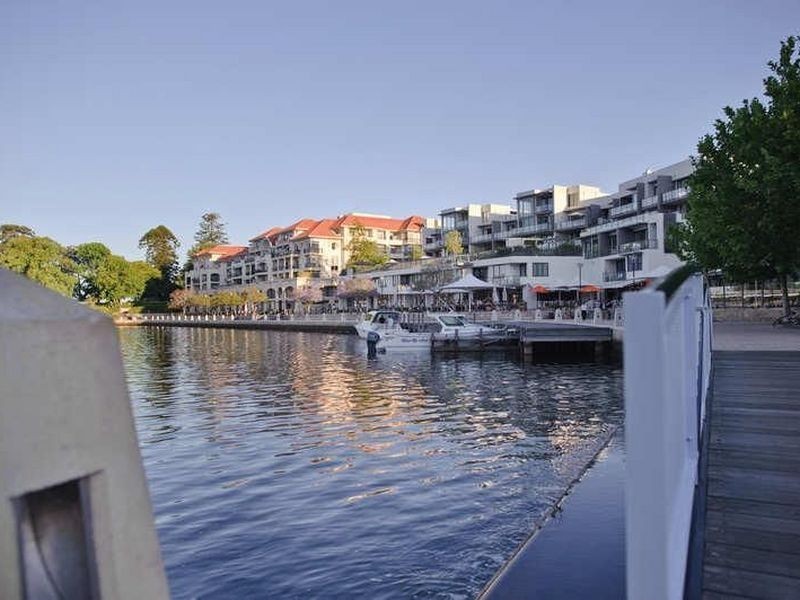 10/32 Fielder Street, East Perth WA 6004