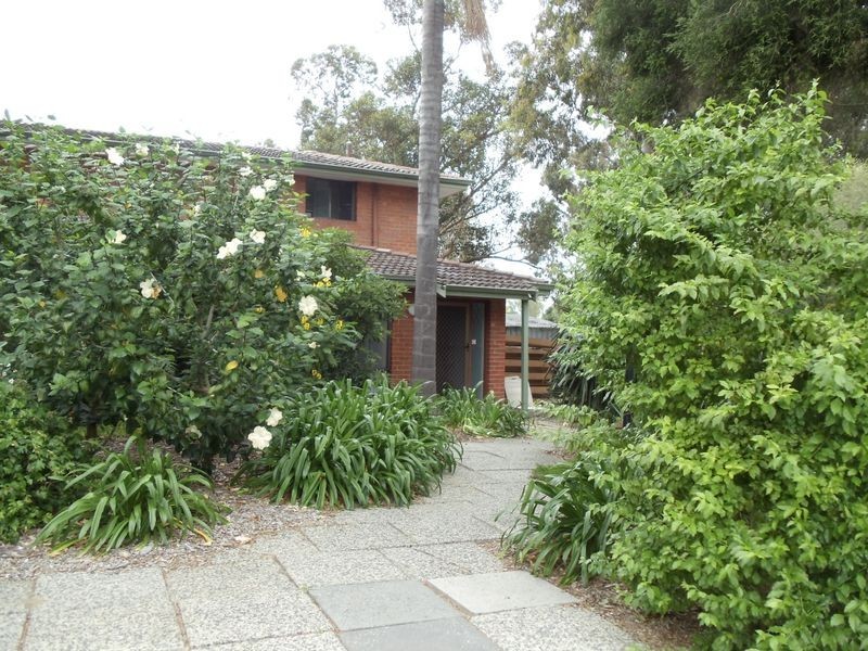 8/1 Bennelong Place, Leederville WA 6007