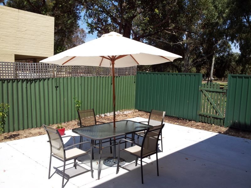 8/1 Bennelong Place, Leederville WA 6007