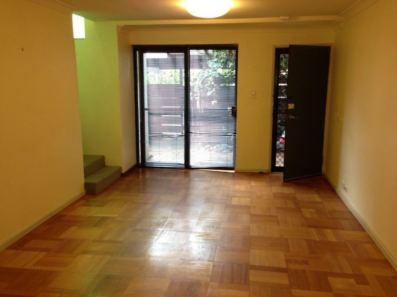 2/170 Carr Place, Leederville WA 6007