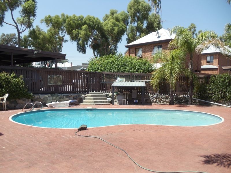 2/170 Carr Place, Leederville WA 6007