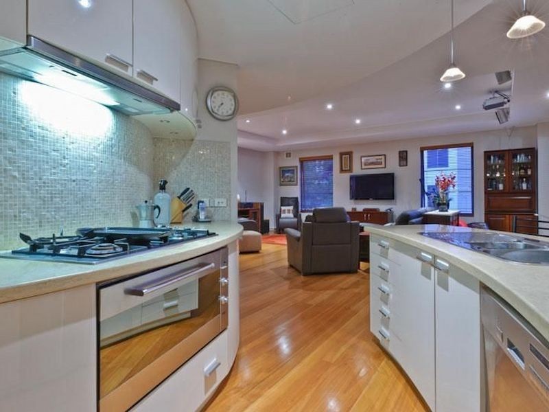 3/113 Royal Street, East Perth WA 6004